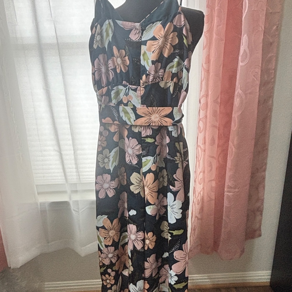 Chelsea 28- Floral Jumpsuit - Picture 7 of 10